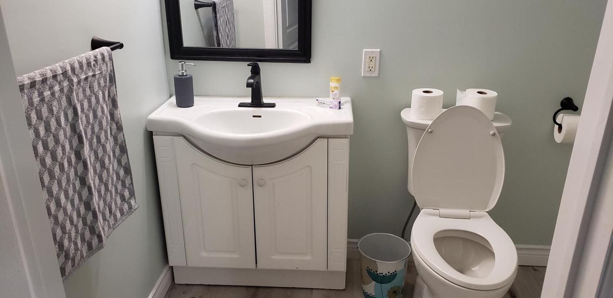 2 Bedroom Luxury Apartment Guelph Luaran gambar