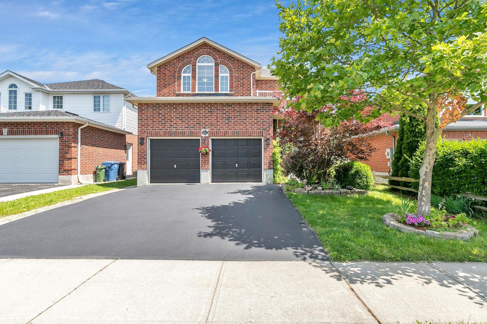 2 Bedroom Luxury Apartment Guelph Luaran gambar